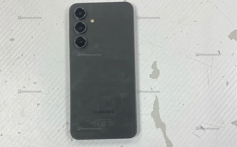 Samsung Galaxy S24 FE 8/256 ГБ