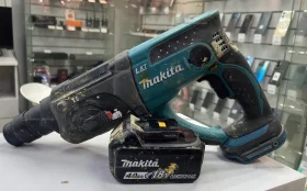 Перфоратор аккумуляторный Makita DHR202