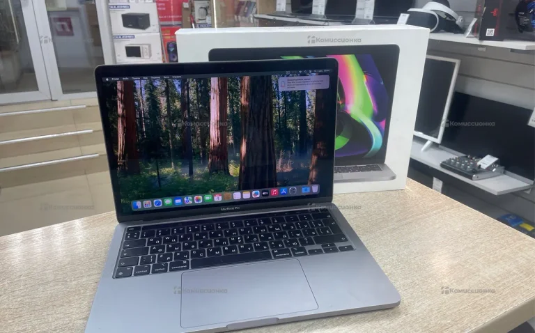 Ноутбук  Mac book pro m1