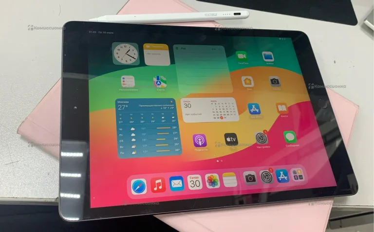 Планшет Apple iPad 7 поколения 32 GB Wi-Fi