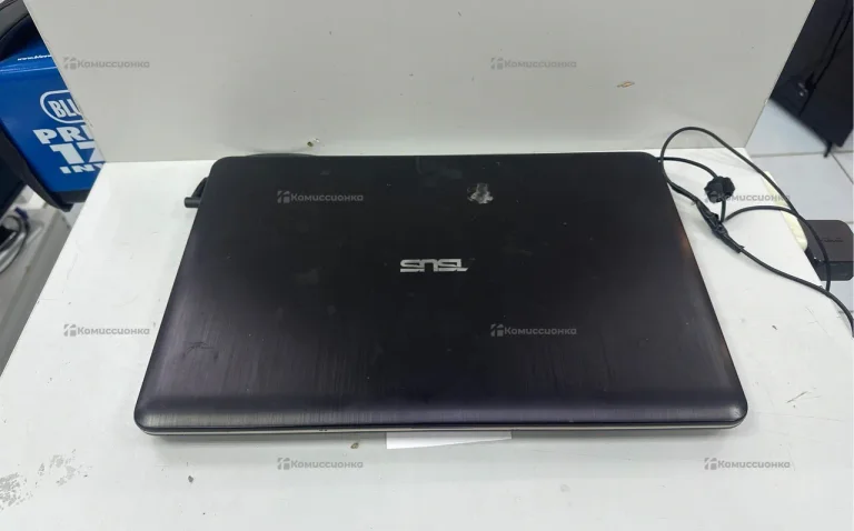 Ноутбук  asus