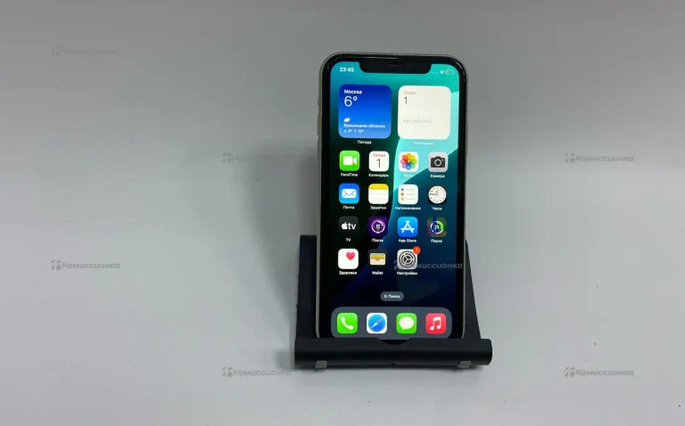 Apple iPhone 11 4/64 ГБ