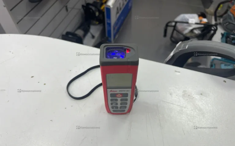 Лазерный дальномер Leica Disto A3