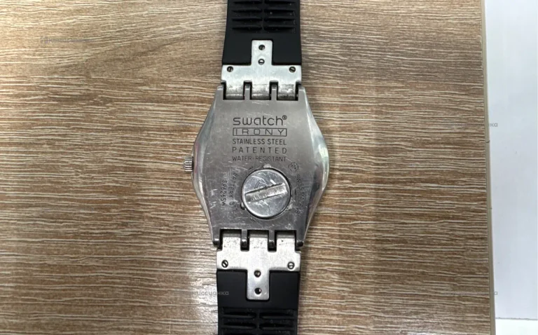 Часы Swatch SR626SW