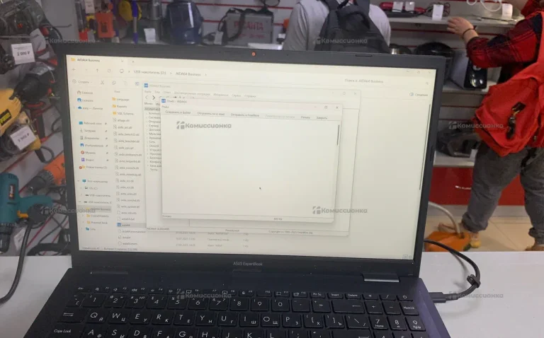 Ноутбук  ASUs expert book b1502cg