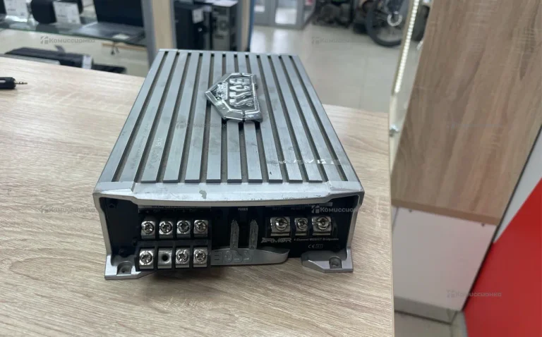 Усилитель Boss Amor 1600.4