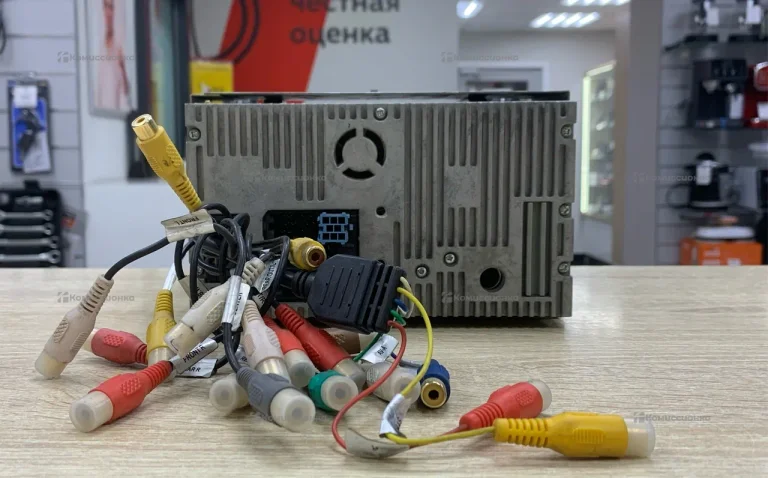 Автомагнитола  HYUNDAI H-CMD2002