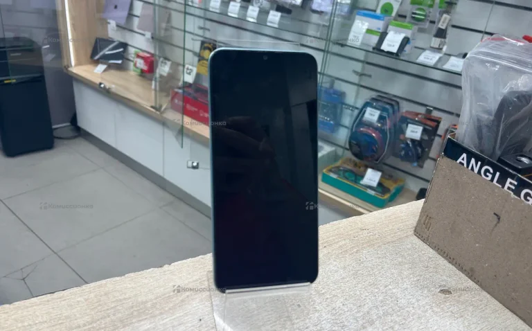 Realme C33 4/128 ГБ