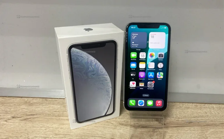 Apple iPhone XR 3/128 ГБ