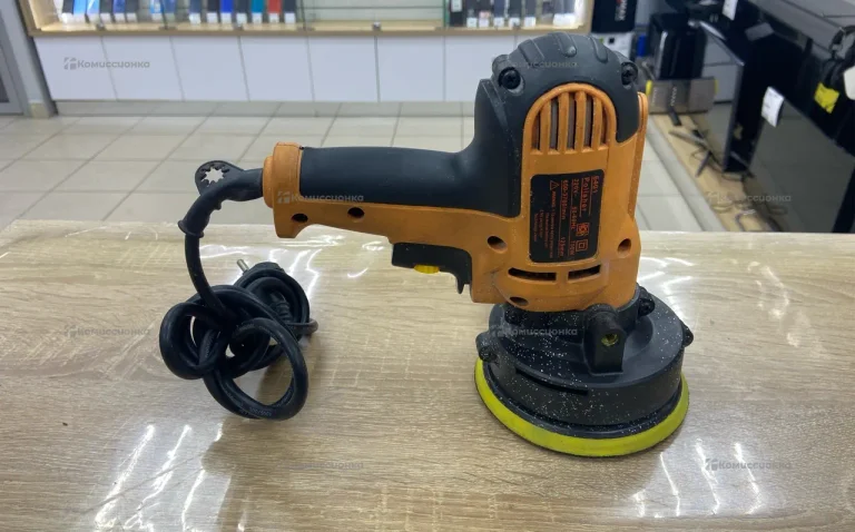 Полировальная машинка электрическая DWE6401