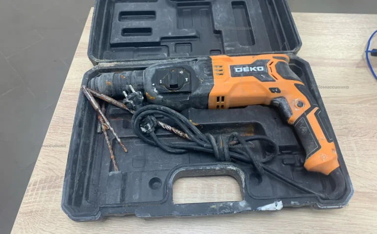 Перфоратор Deko DKH1100w
