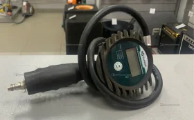 Купить Пистолет для накачки шин с цифровым манометром, 1 б/у , в Самара Цена:2500рублей