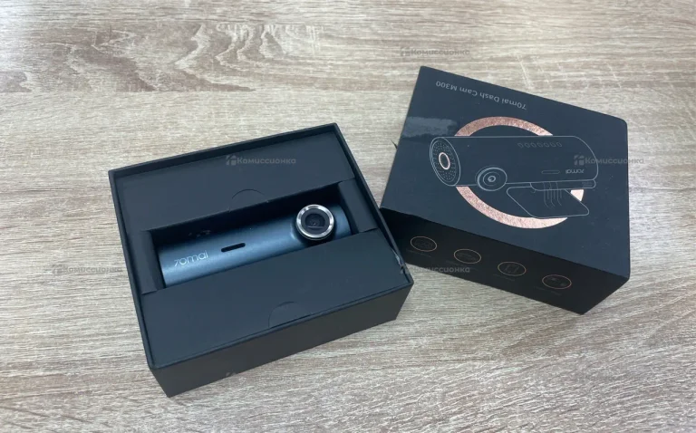 Видеорегистратор  70mai m300