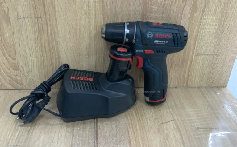 шуруповерт Bosch GSR 10.8-2-LI.