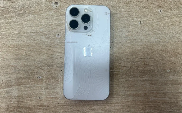 Apple iPhone 16 Pro 8/128 ГБ