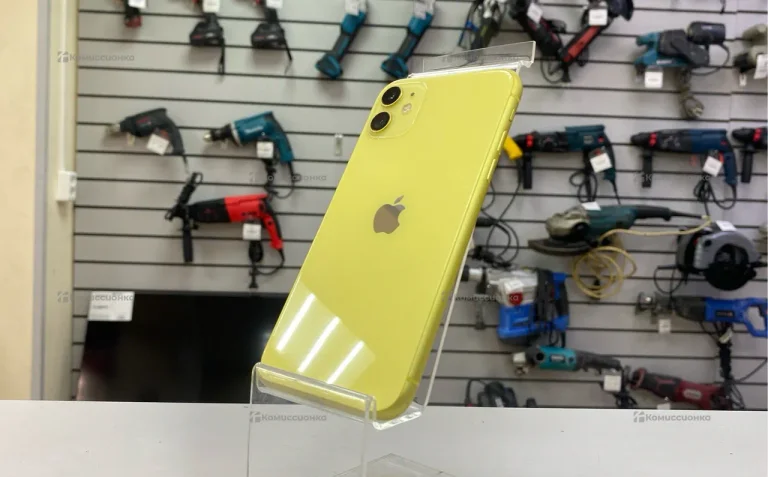 Apple iPhone 11 4/128 ГБ