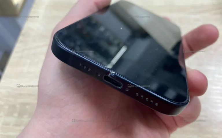 Apple iPhone 15 6/128 ГБ