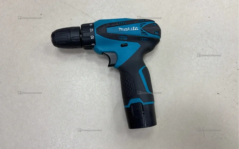 Шуруповерт MakiTR