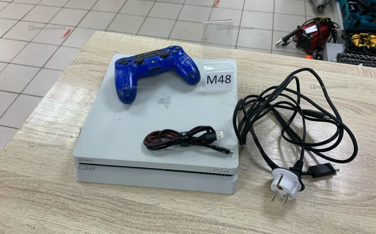 Приставка Play Station 4 slim 500GB