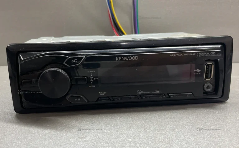 Автомагнитола  KENWOOD KMM-100