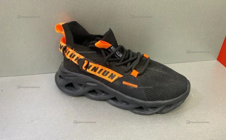 Кроссовки NiuLun 39р