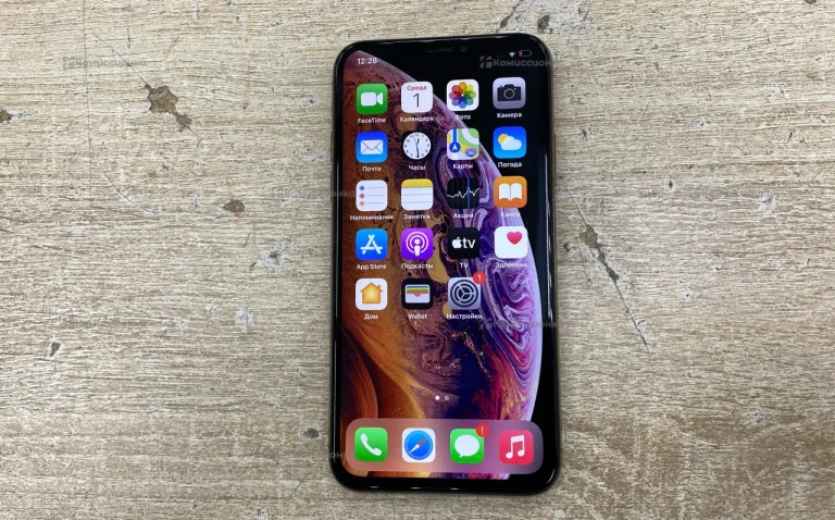 Apple iPhone XS 4/64 ГБ