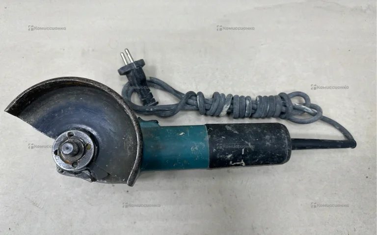 УШМ Makita 9558HNR