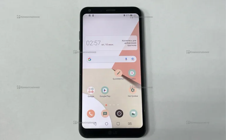 LG Q6 2/16 ГБ