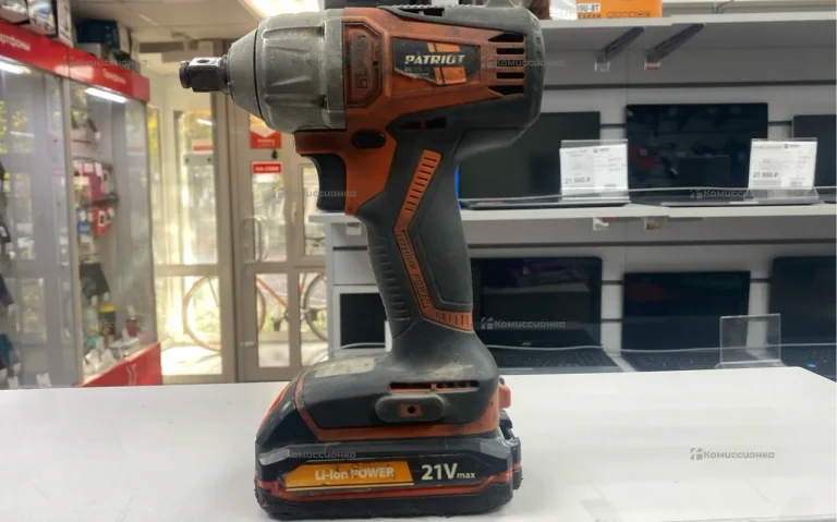 Дрель-шуруповерт PATRIOT BR 210Li