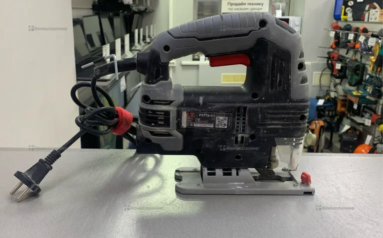 Электролобзик P.I.T. PST70-C1
