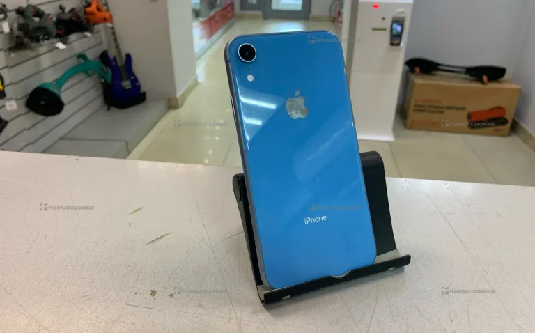 Apple iPhone XR 3/64 ГБ