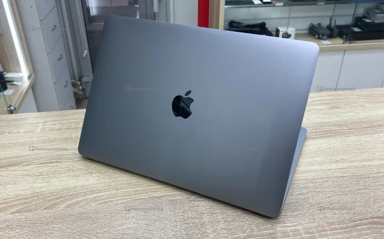 Ноутбук  Macbook Pro 13 2019