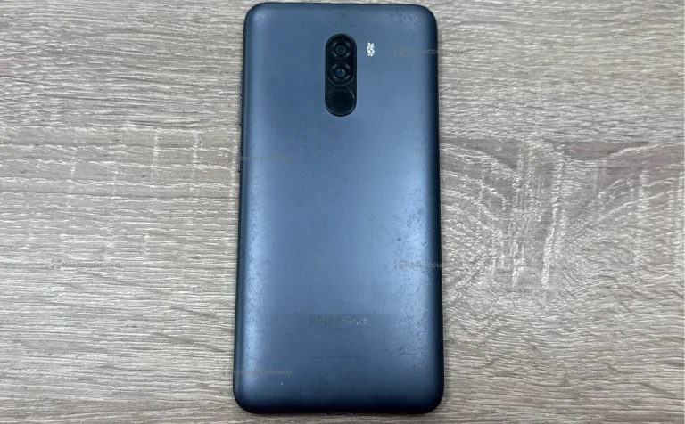 Xiaomi Pocophone F1 6/64Gb