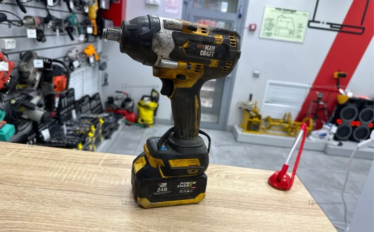 Гайковерт аккумуляторный MANCRAFT BM900