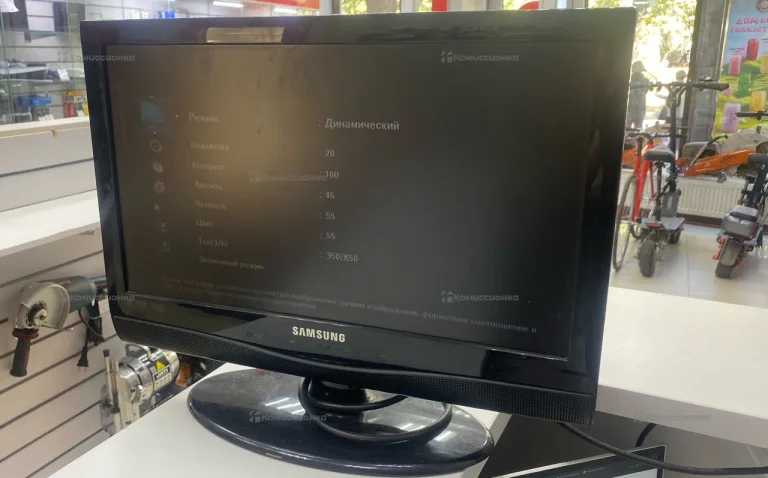 Телевизор Samsung le19c35