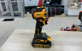 Шуруповерт бесщеточный Dewalt 21V