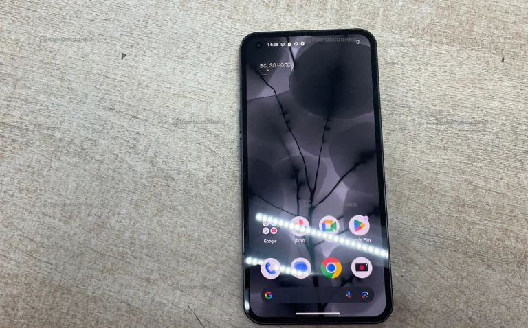 Nothing Phone (1) 8/256 ГБ