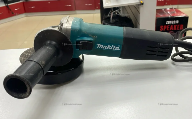 УШМ Makita 9558HNR