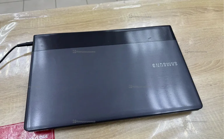 Ноутбук  Samsung