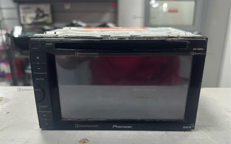 Автомагнитола  pioneer AVH-160DVD