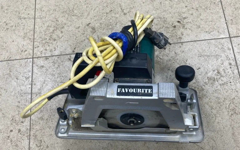 Циркулярная пила Favourite FCS 200