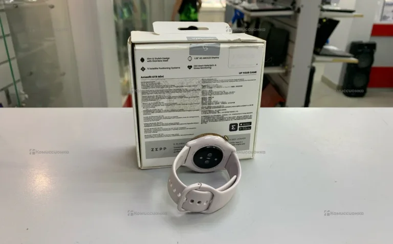 Часы Amazfit GTR Mini