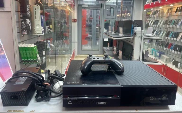 Приставка Xbox One 500Gb