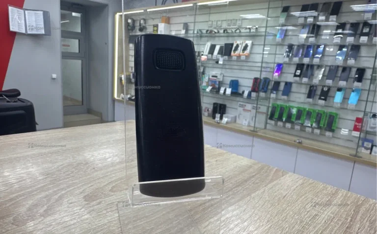 Nokia X1