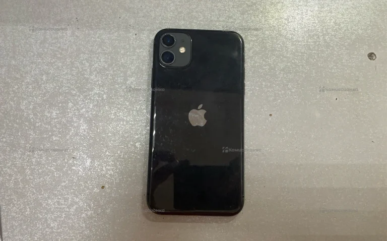 Apple iPhone 11 4/64 ГБ
