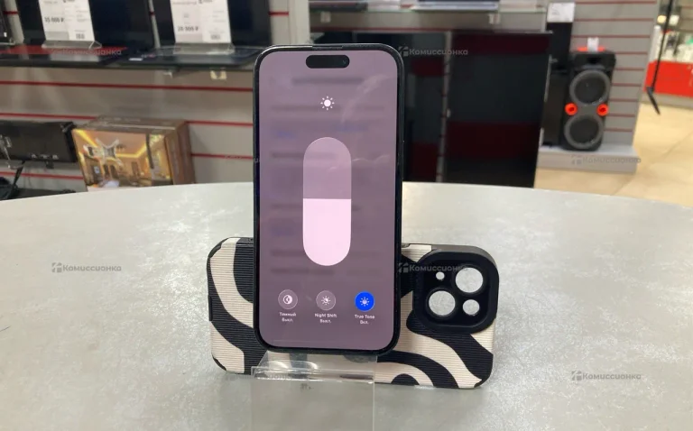 Apple iPhone 15 6/128 ГБ акб100