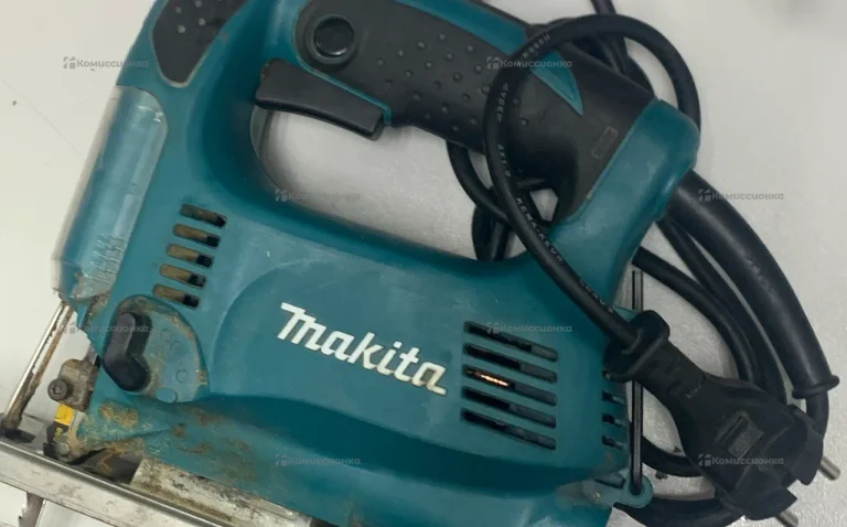 Электролобзик makita 4329