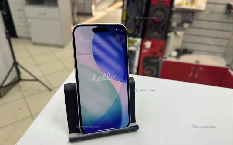 Apple iPhone 16 8/128 ГБ