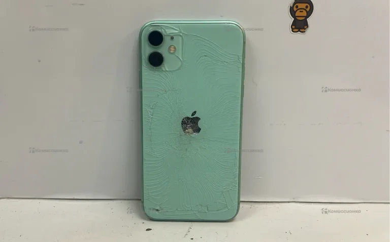 Apple iPhone 11 4/64 ГБ