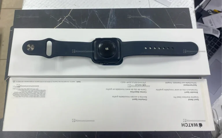 Часы  Apple Watch SE Gen2 44mm